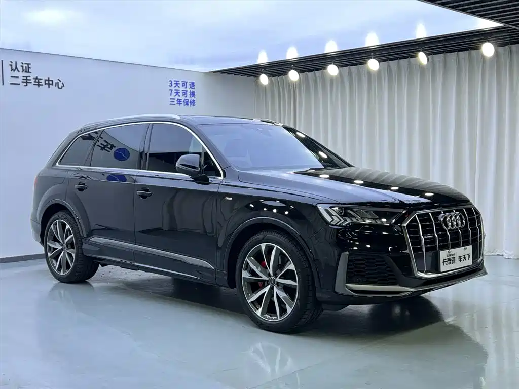 Audi Q7 2022 55 TFSI quattro S line Sport