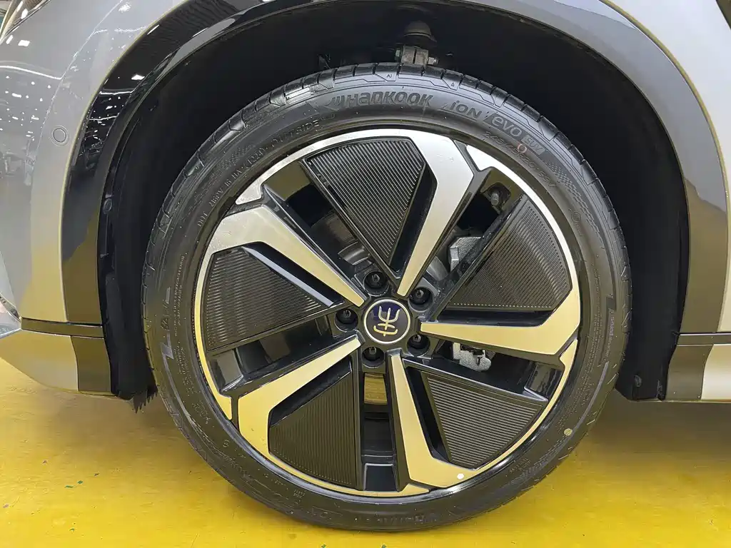 BYD Song L EV L EV 2025 662km Smart Drive