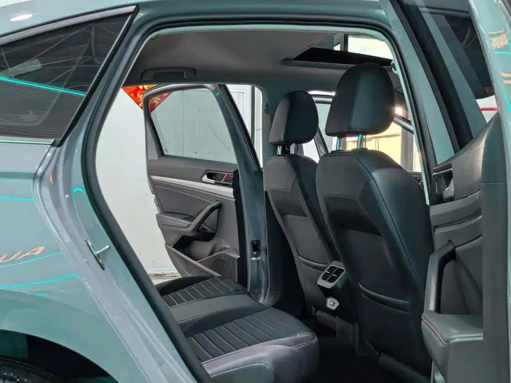 Volkswagen Lavida — миниатюра 9