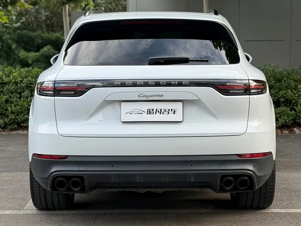 Porsche Cayenne — миниатюра 4