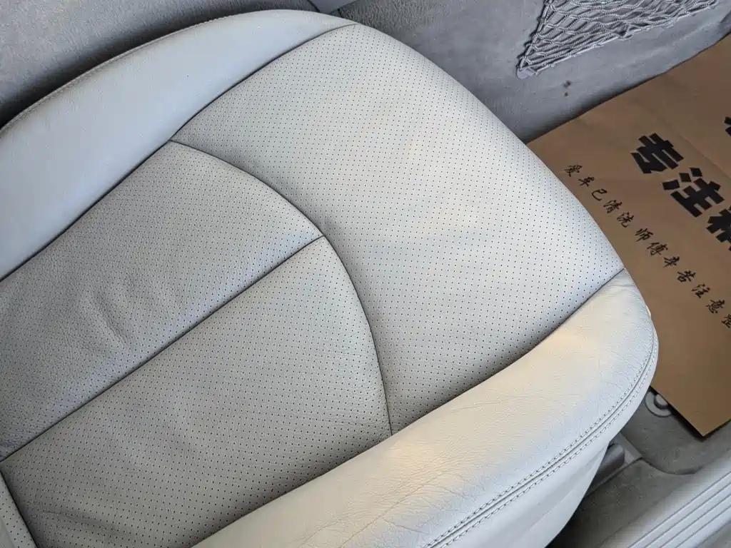 Mercedes-Benz E-Class — миниатюра 15