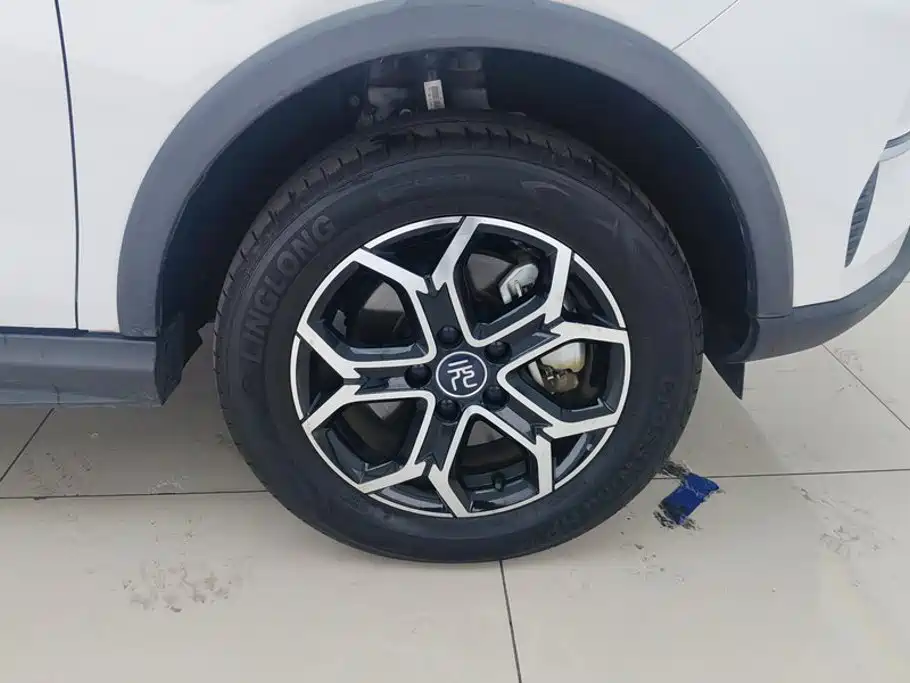 BYD Yuan Pro — миниатюра 6