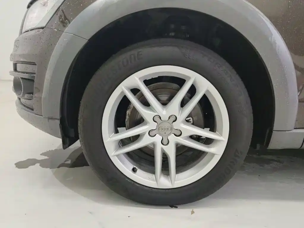 Audi Q5 — миниатюра 25