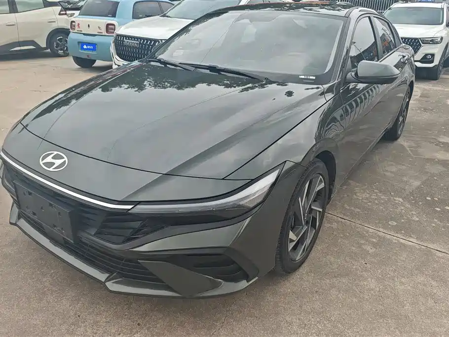 Hyundai Elantra
