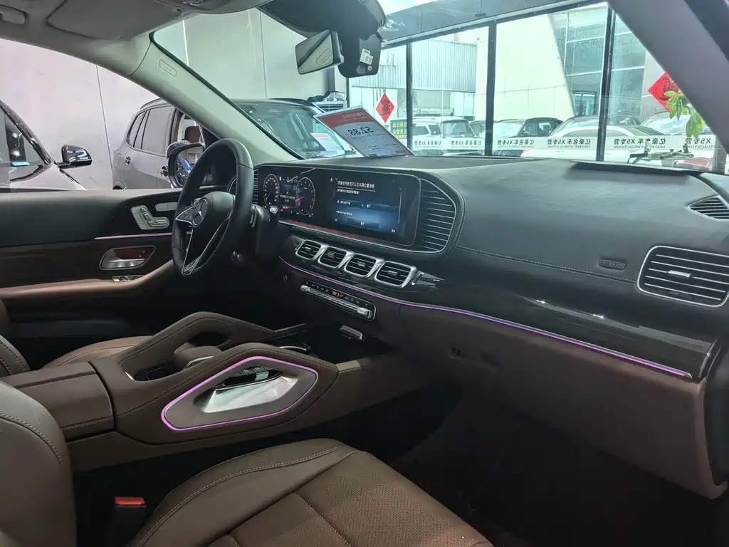 Mercedes-Benz GLE (Import) — миниатюра 6