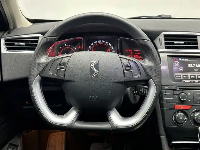 DS DS 6 — миниатюра 6