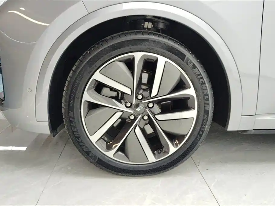 Li Auto L9 2024 Ultra