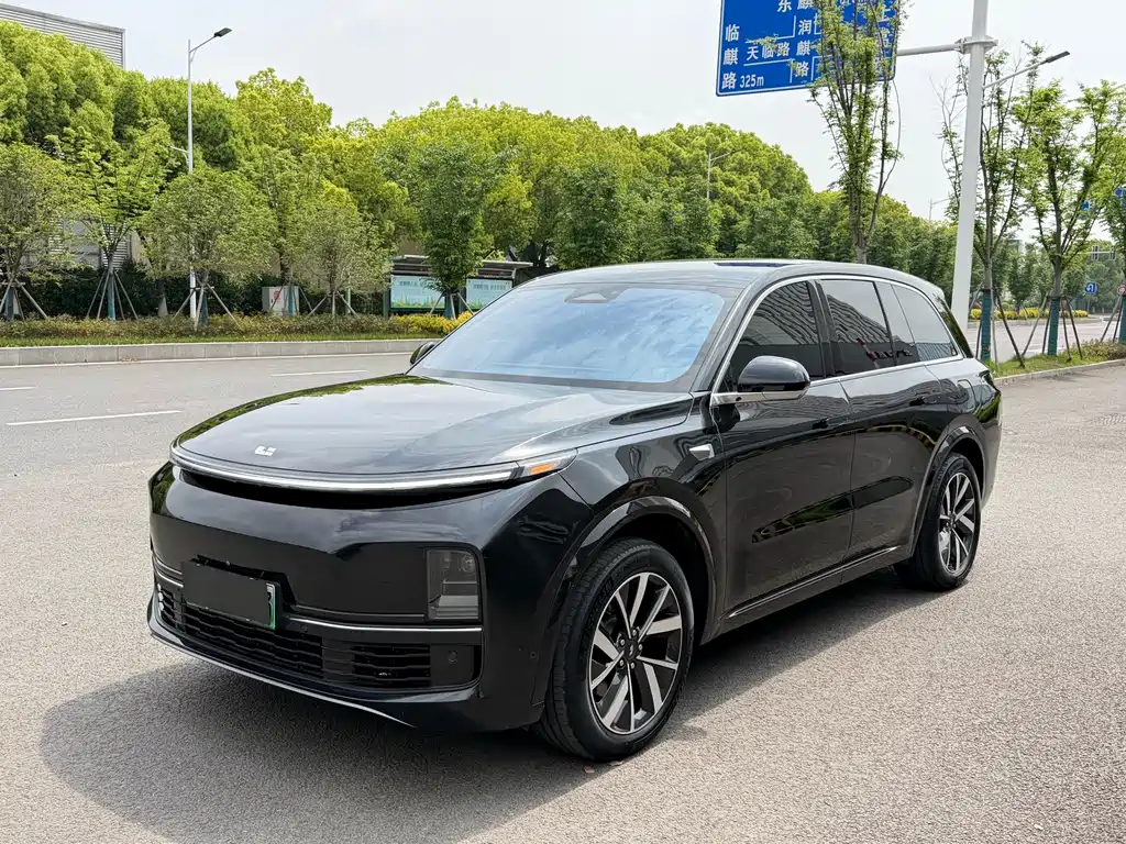 Li Auto Li L8 2023
