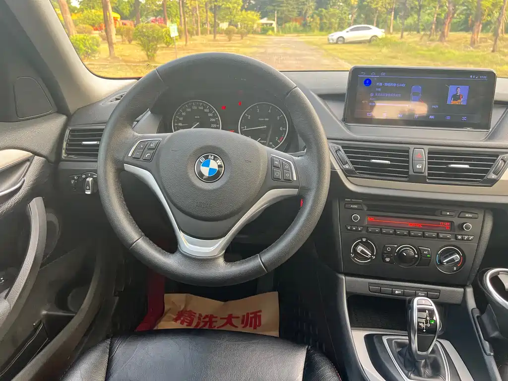 BMW X1 — миниатюра 11