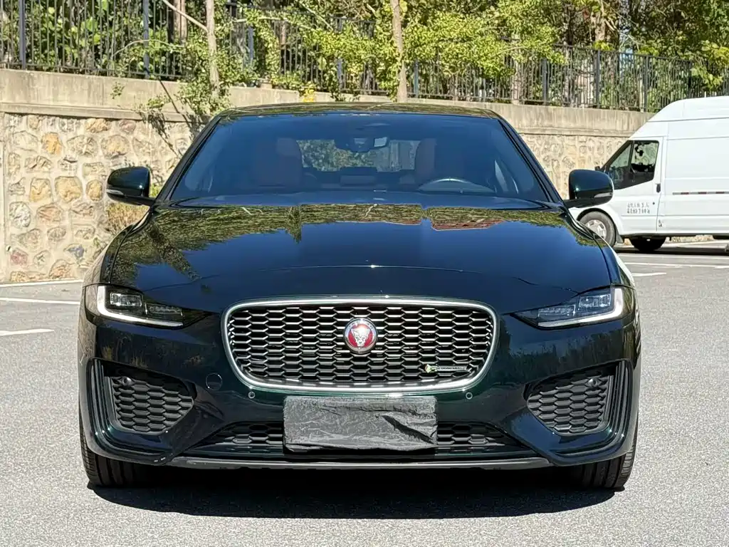 Jaguar XEL — миниатюра 2
