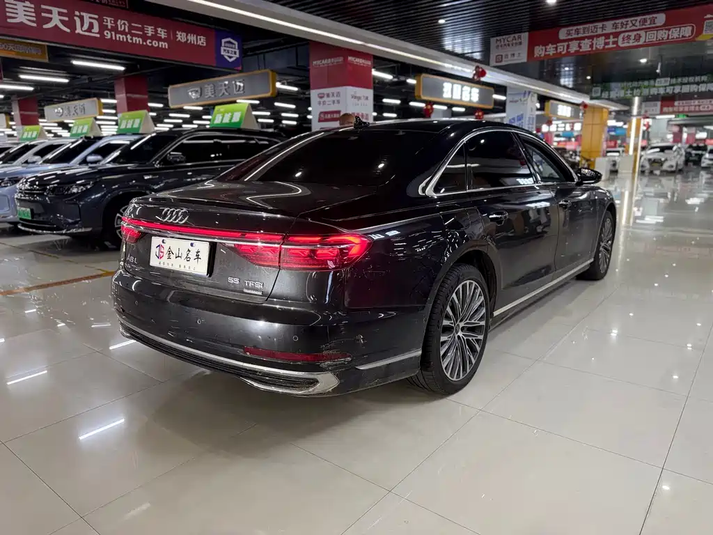Audi A8 — миниатюра 10