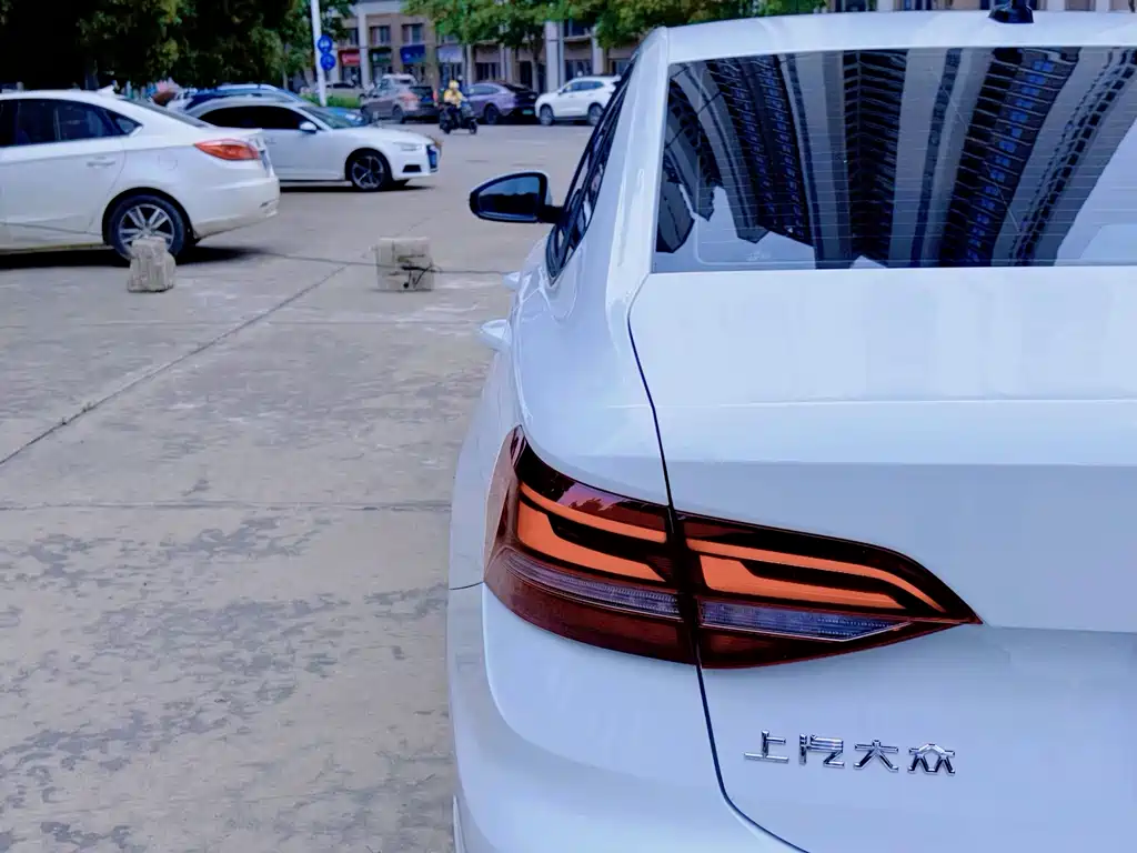 Volkswagen Lavida — миниатюра 20
