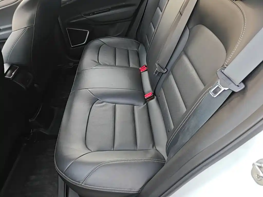 Geely Emgrand GL — миниатюра 17