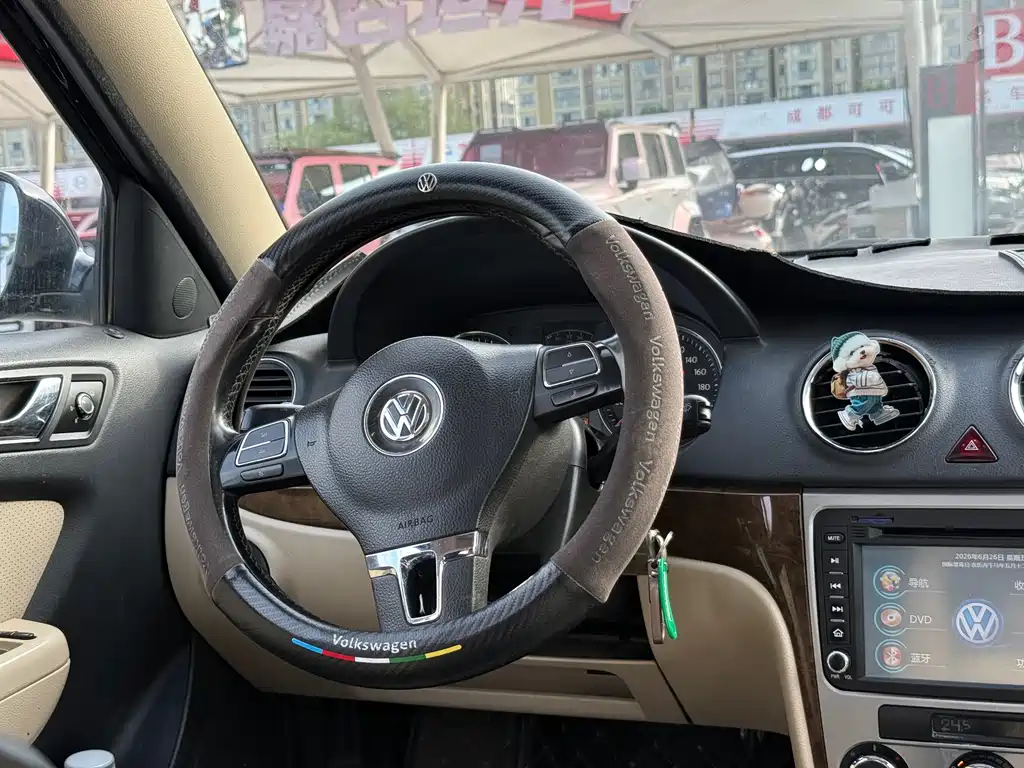 Volkswagen Lavida 2011 1.6L AT
