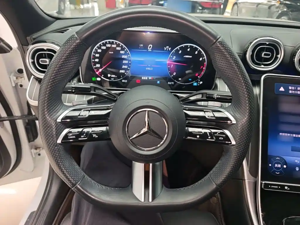 Mercedes-Benz C-Class — миниатюра 11
