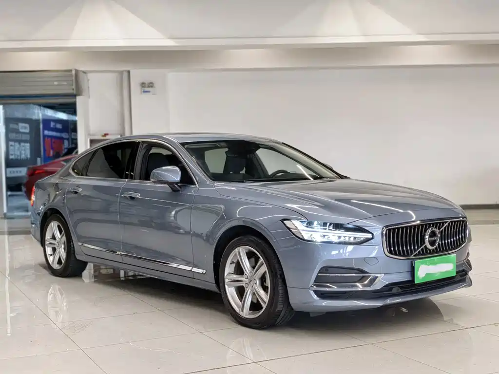 Volvo S90 — миниатюра 3