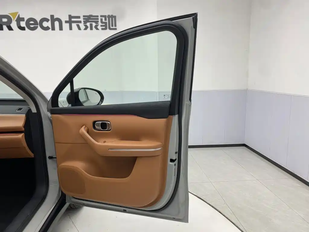 Leapmotor Leapmotor C10 — миниатюра 29