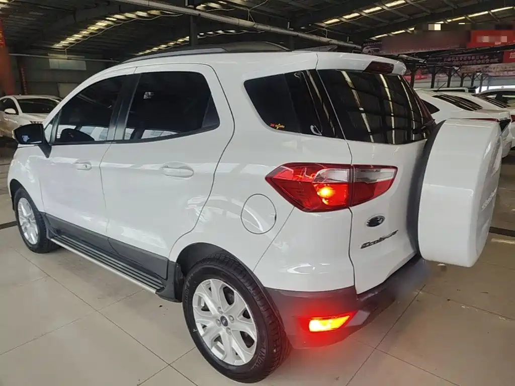 Ford Ecosport — миниатюра 5