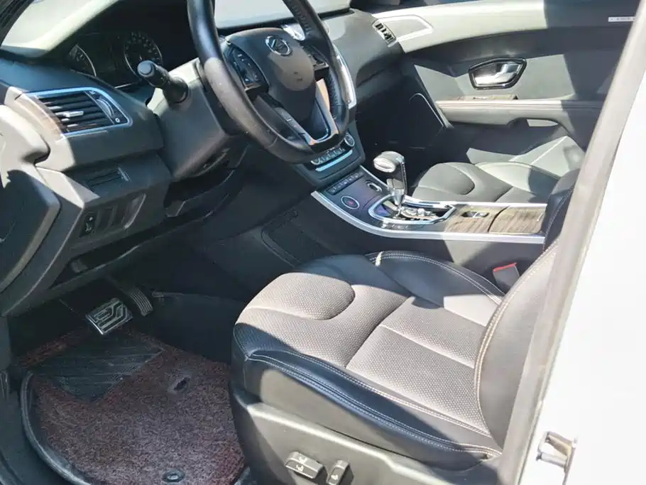 Landwind Landwind X7 — миниатюра 9