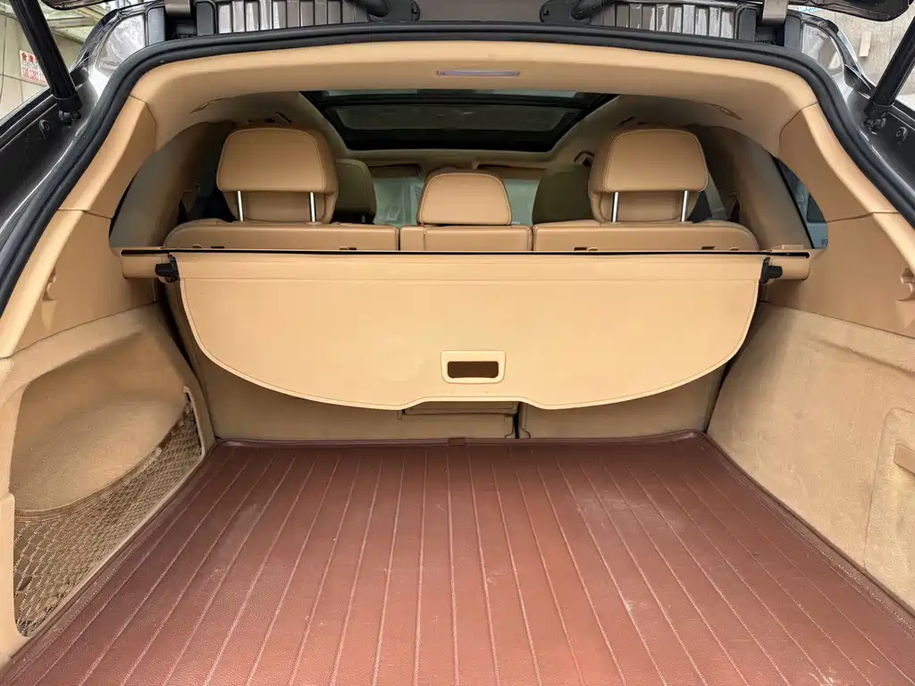 Porsche Cayenne — миниатюра 14