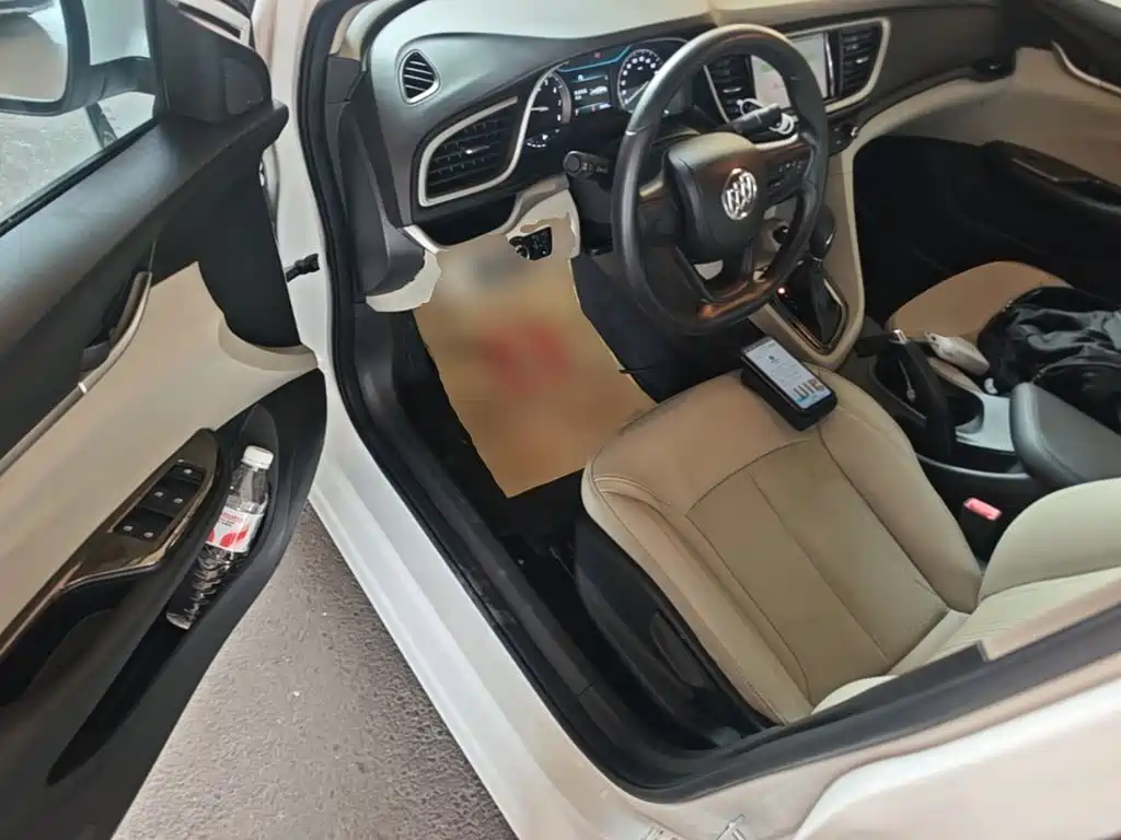 Buick Excelle — миниатюра 16