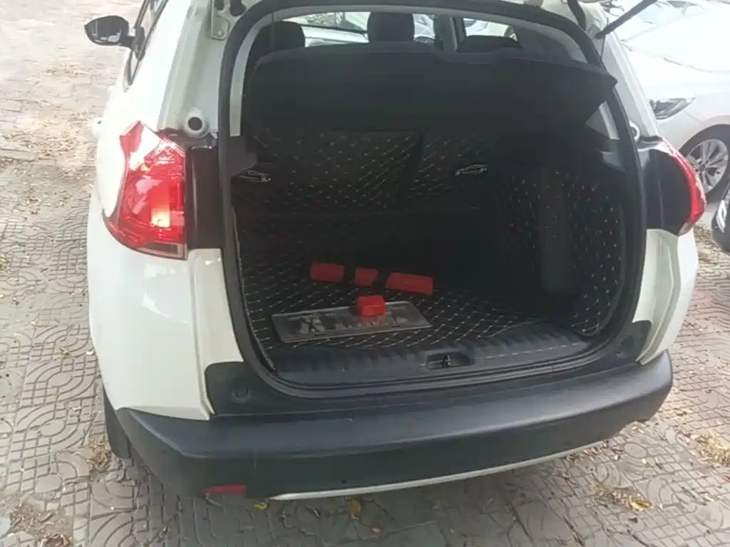 Peugeot 2008 — миниатюра 19