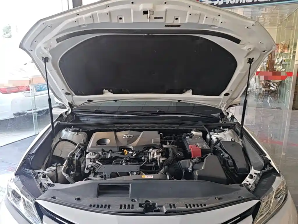 Toyota Camry — миниатюра 20
