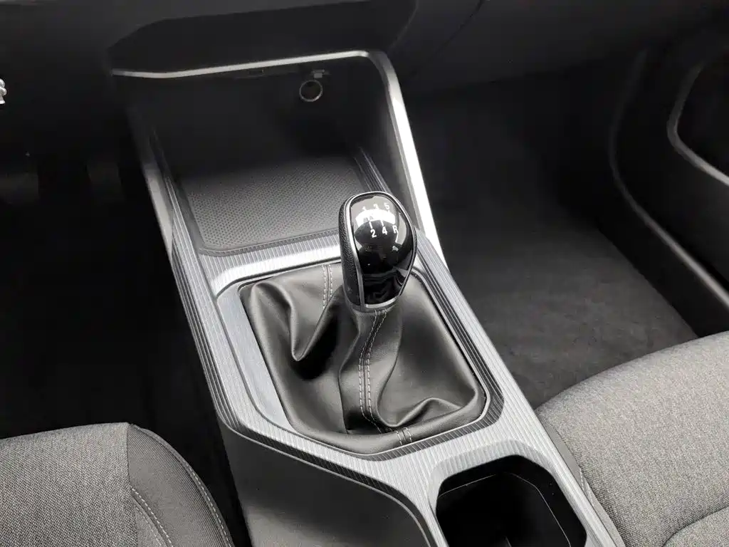 Geely Emgrand — миниатюра 13
