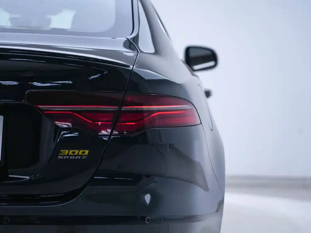 Jaguar XEL — миниатюра 17