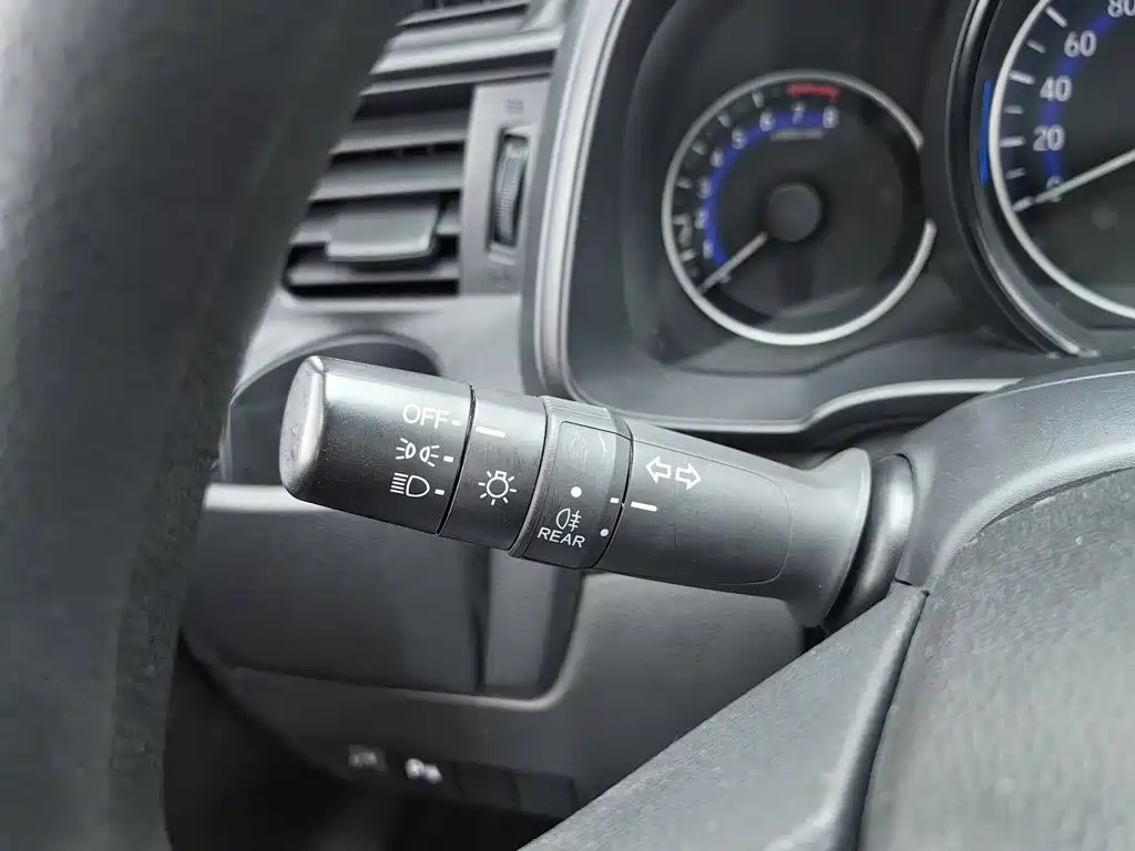 Honda Fit — миниатюра 21