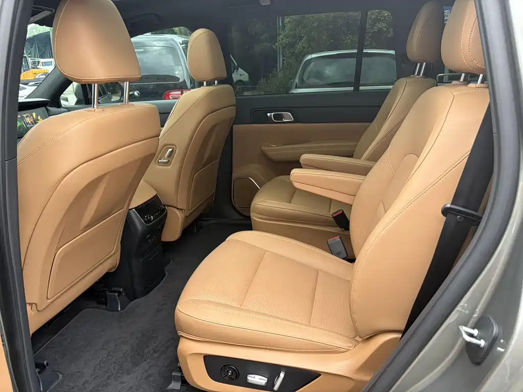 Li Auto Li ONE — миниатюра 8