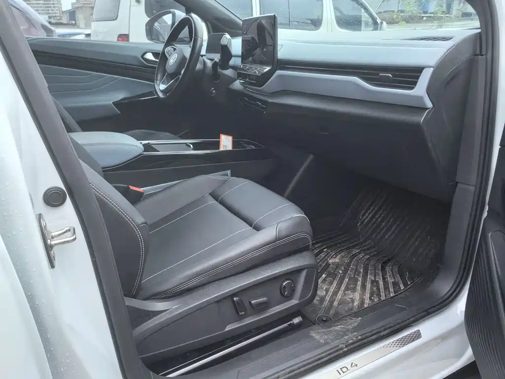 Volkswagen ID.4 X — миниатюра 4