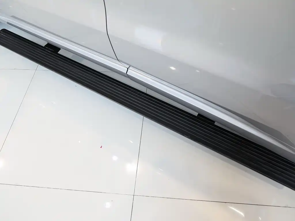 Li Auto Li L9 — миниатюра 5