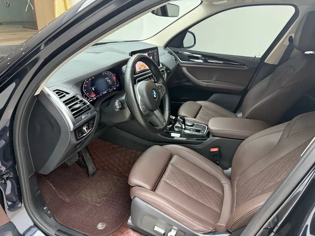 BMW X3 — миниатюра 8