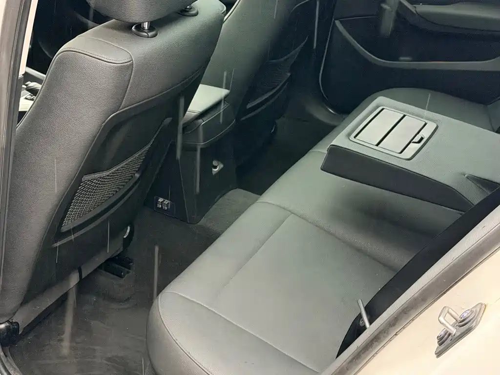 BMW X1 (Import) — миниатюра 10