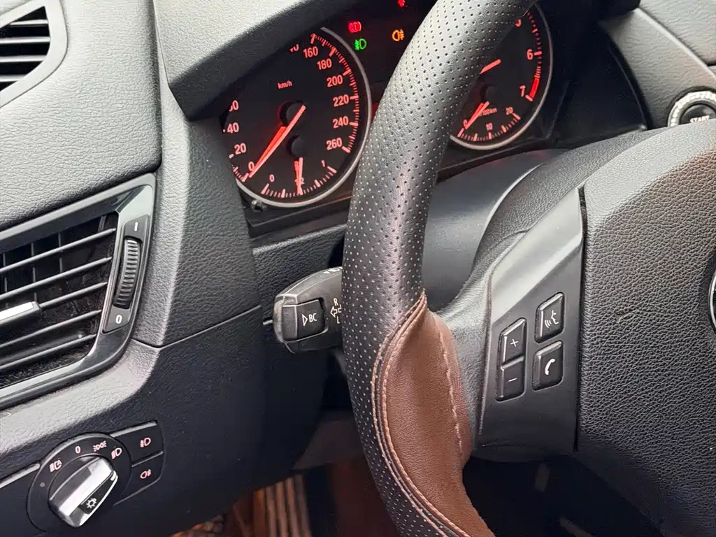 BMW X1 (Import) — миниатюра 15