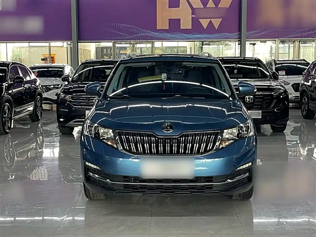 SKODA KOMICK