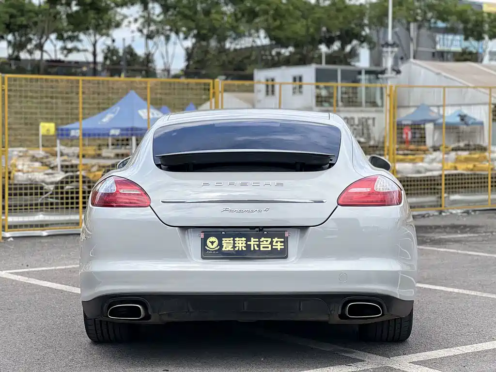 Porsche Panamera — миниатюра 4