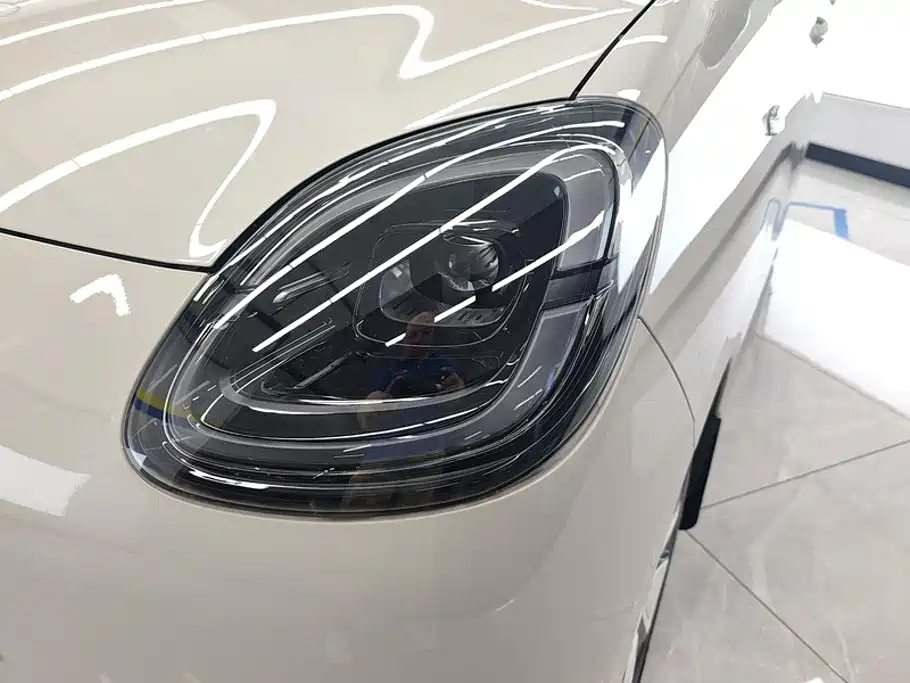 Wuling MINIEV — миниатюра 5