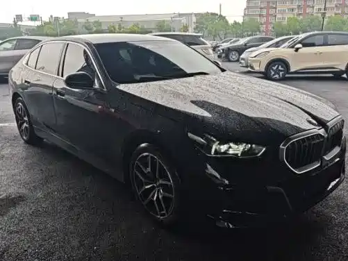 BMW i5 — миниатюра 3