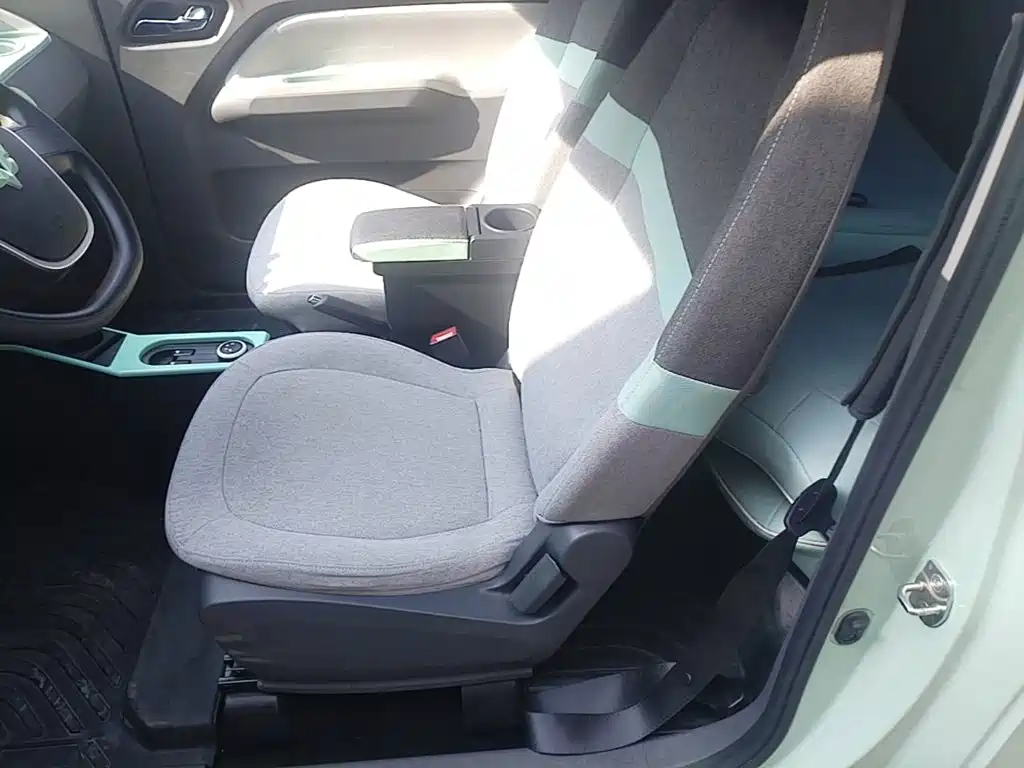 Wuling MINIEV — миниатюра 15