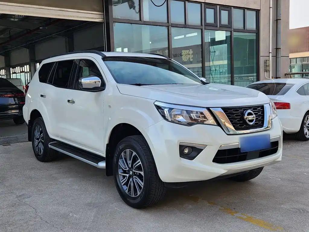 Nissan Terra — миниатюра 25