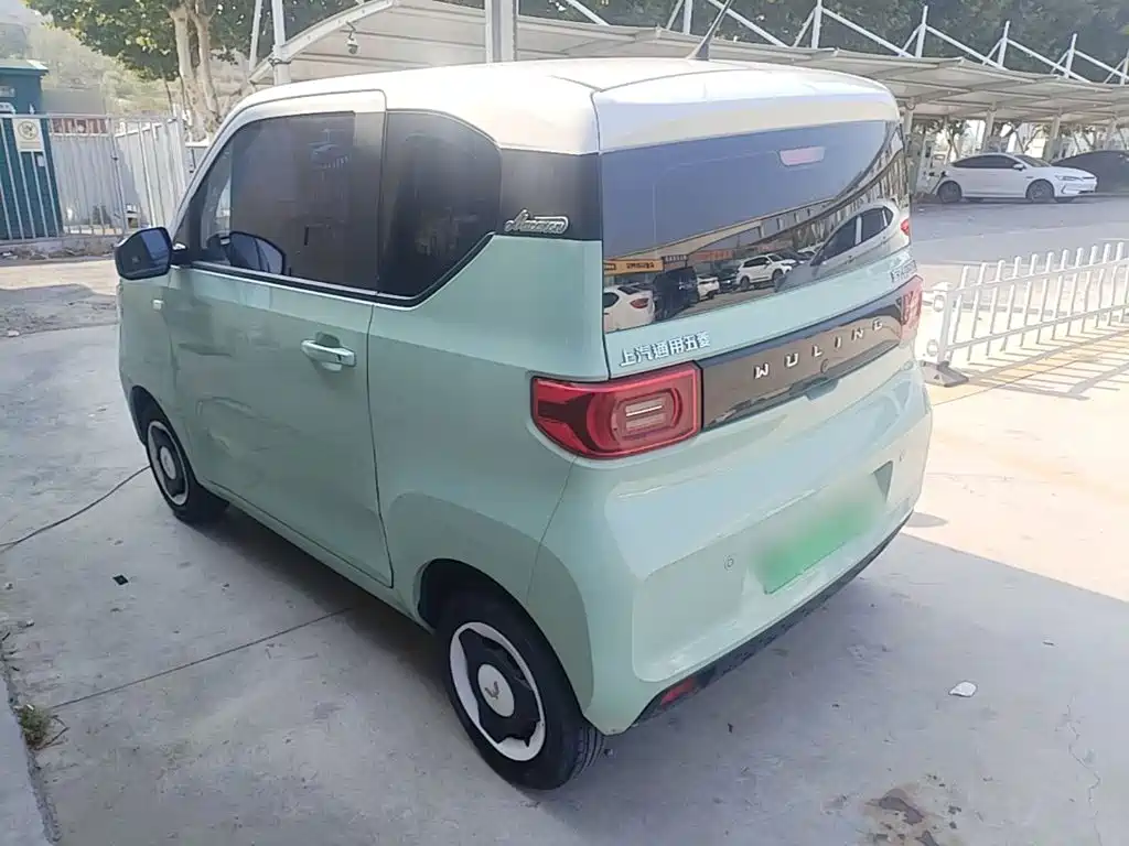 Wuling MINIEV — миниатюра 5