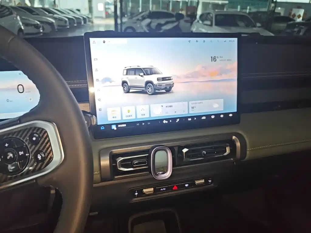 Baojun Yueye Plus — миниатюра 13