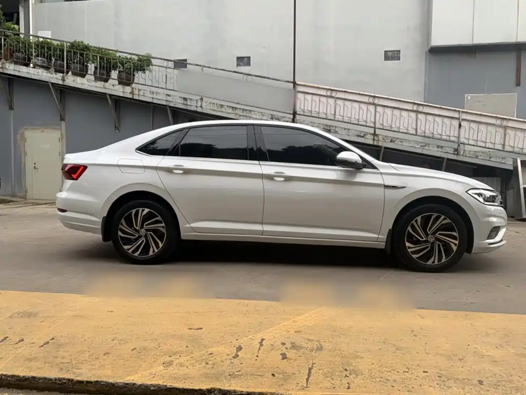 Volkswagen Sagitar — миниатюра 9