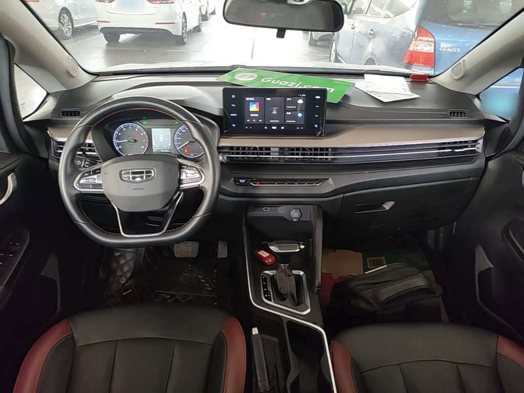 Geely Vision X3 1.5 л 2021 г. Белый, пробег 46900 км