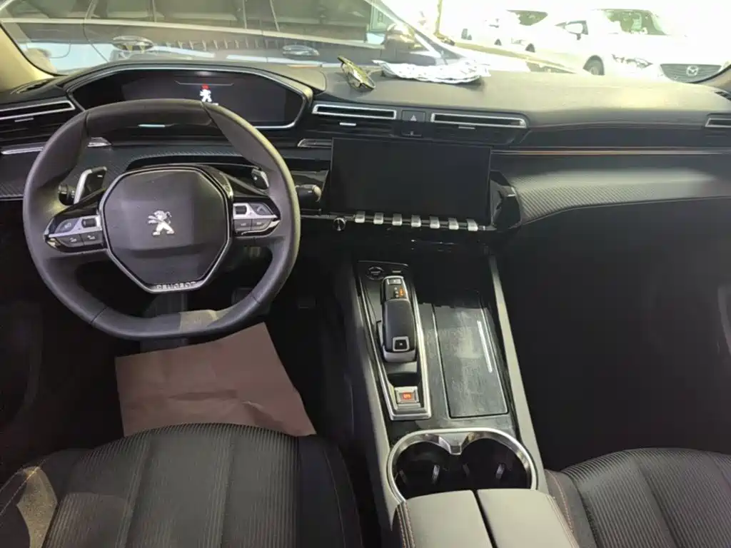 Peugeot 508 — миниатюра 14