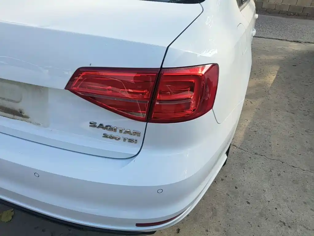 Volkswagen Sagitar — миниатюра 8