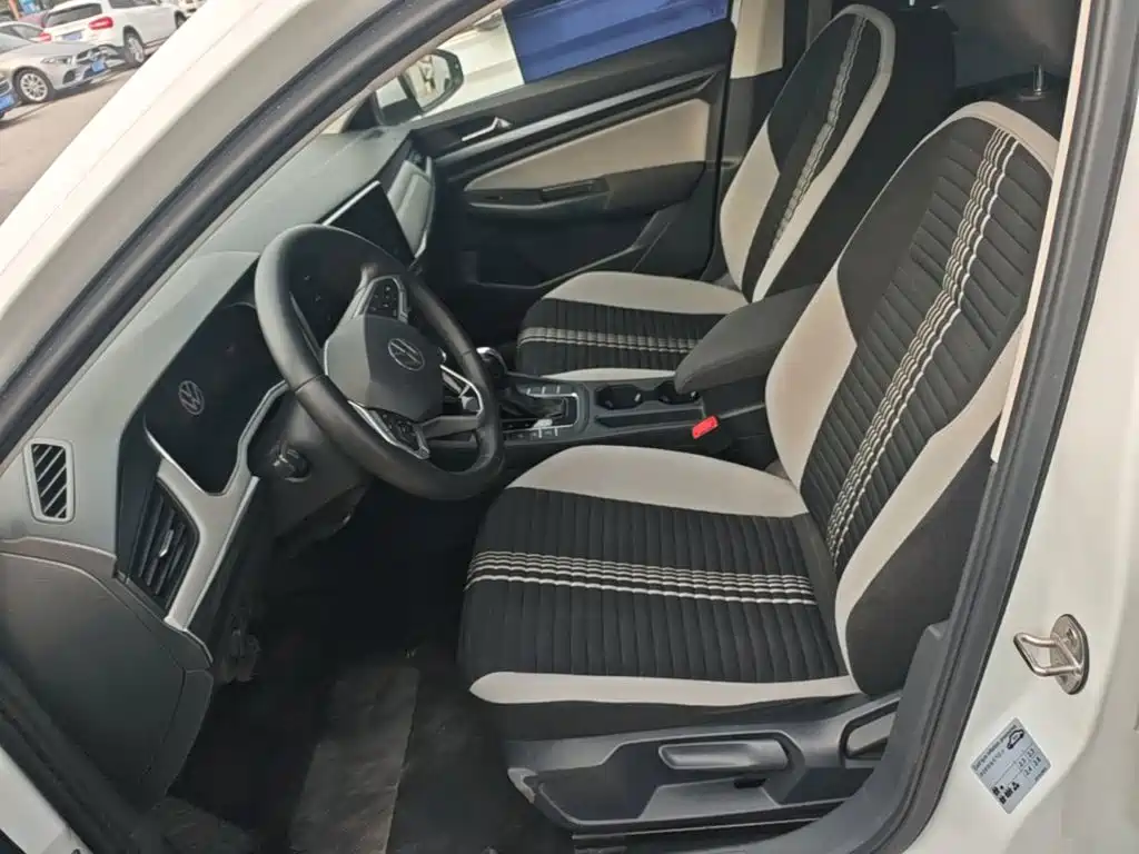 Volkswagen Bora — миниатюра 15