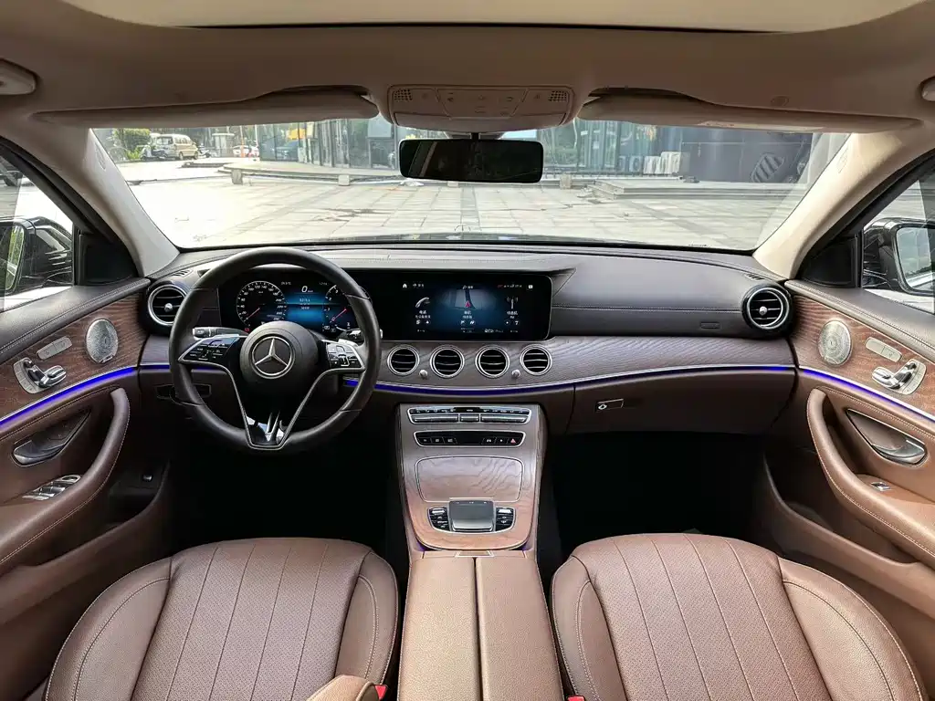 Mercedes-Benz E-Class — миниатюра 4